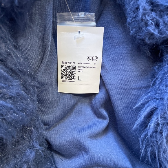 Faux fur jacket - Picture 2 of 2